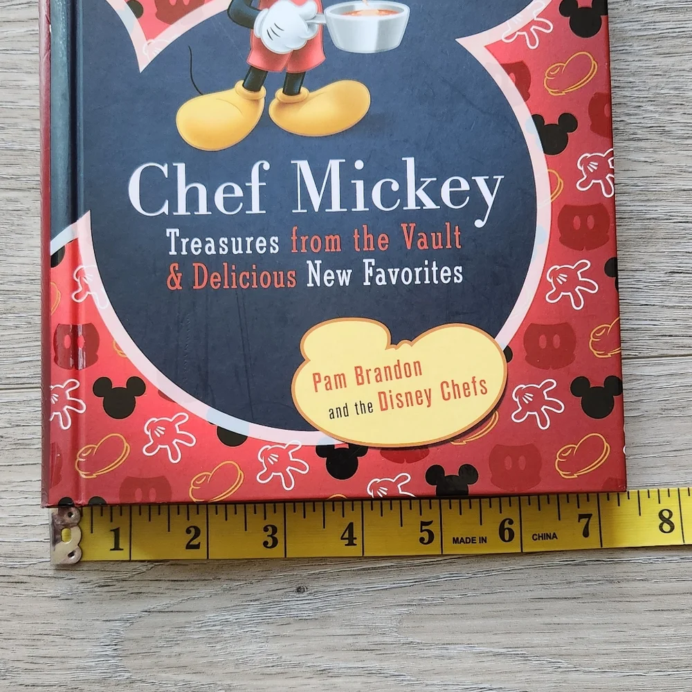Disney Chef Mickey Treasures From The Vault Cookbook Disney World Disneyland
